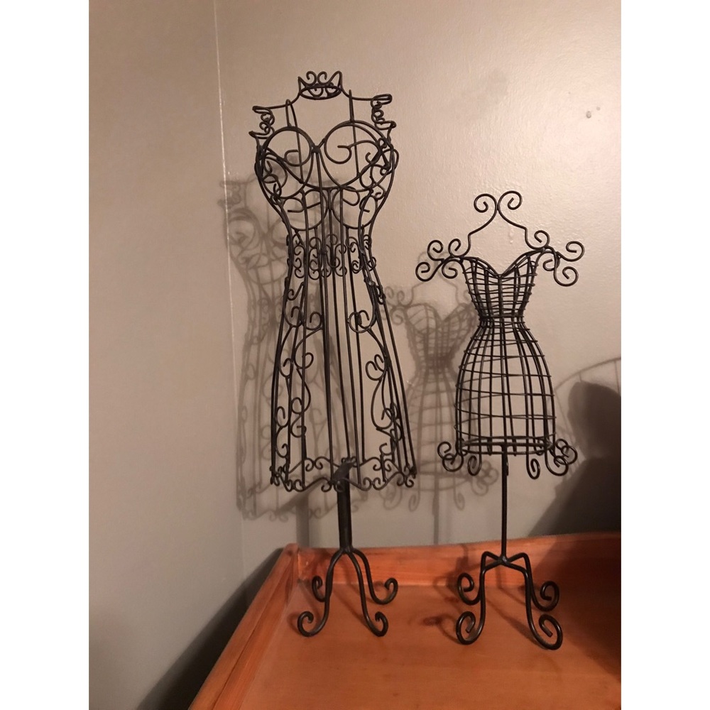 Wire dress jewelry organizers.